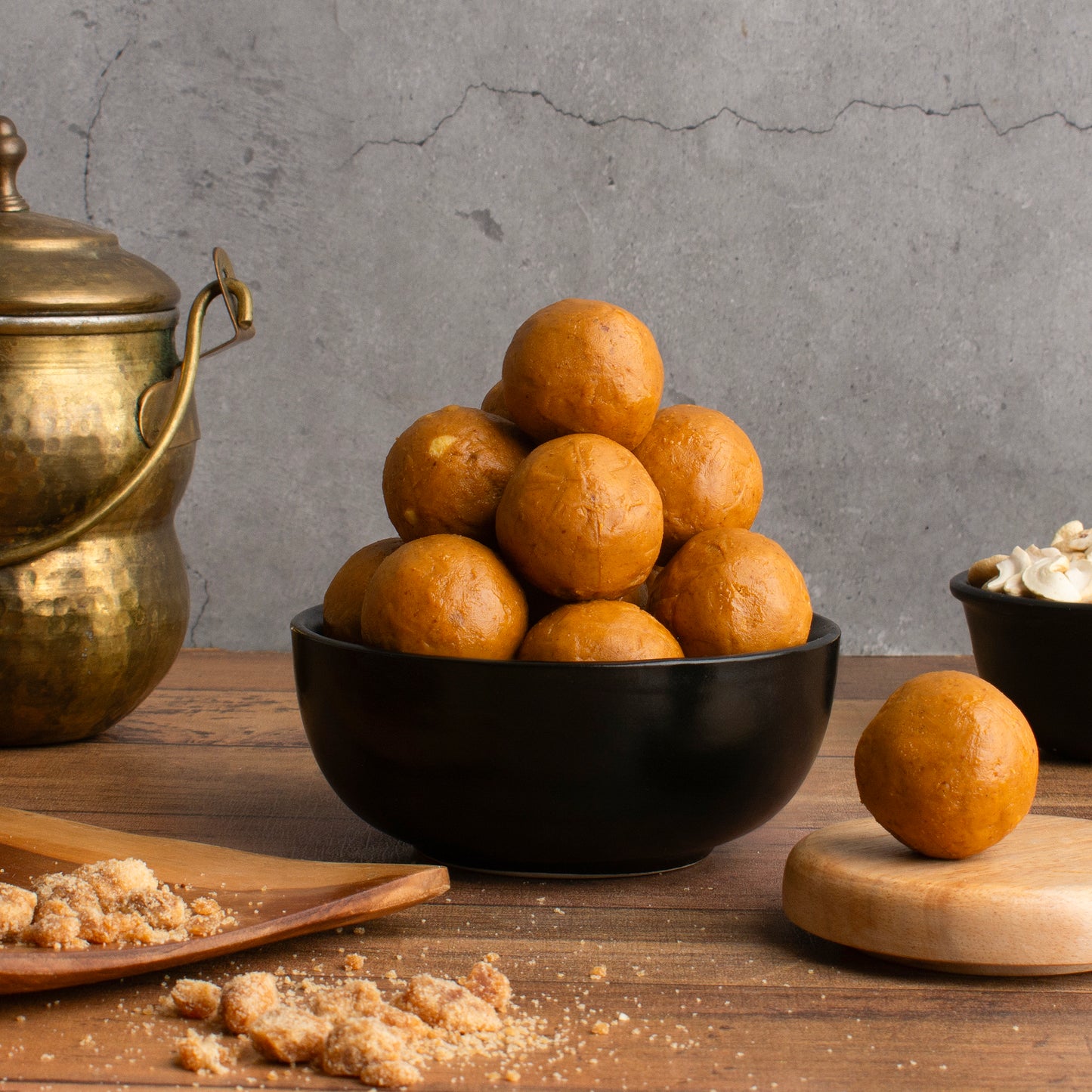 Healthy Besan Ladoo with Jaggery - 200 gm