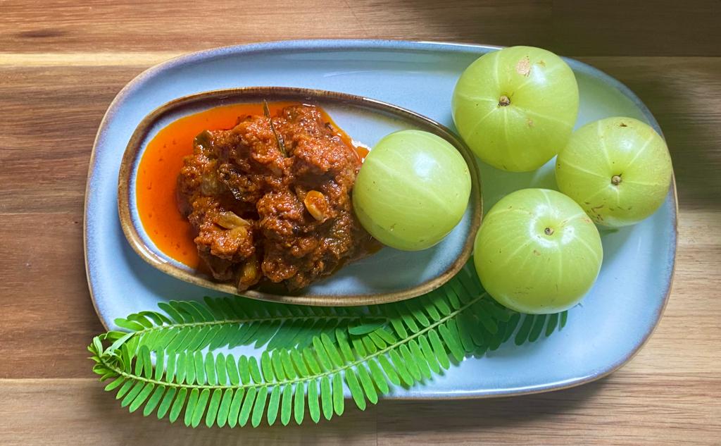 Gooseberry Pickle - ఉసిరికాయ పచ్చడి - Glass Jar - 300 g